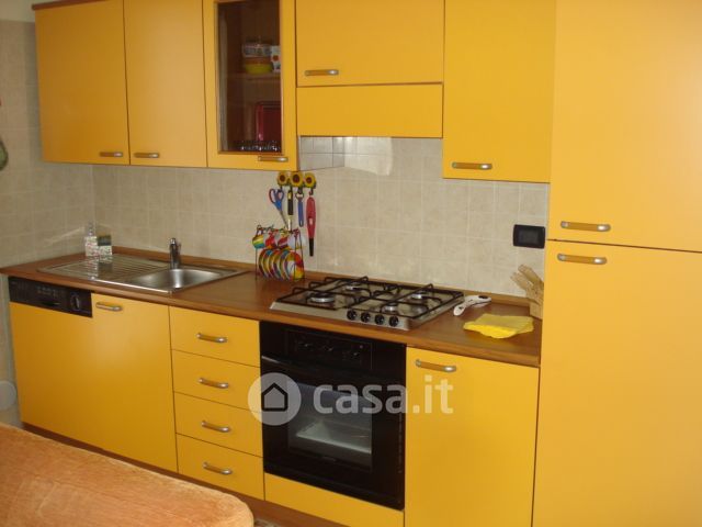 Appartamento in residenziale in Via San Padre Pio da Pietrelcina 16