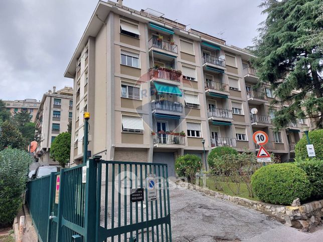 Appartamento in residenziale in Via Alberto Liri 12