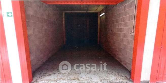 Garage/posto auto in residenziale in Via Carlo Imbonati 62 /2