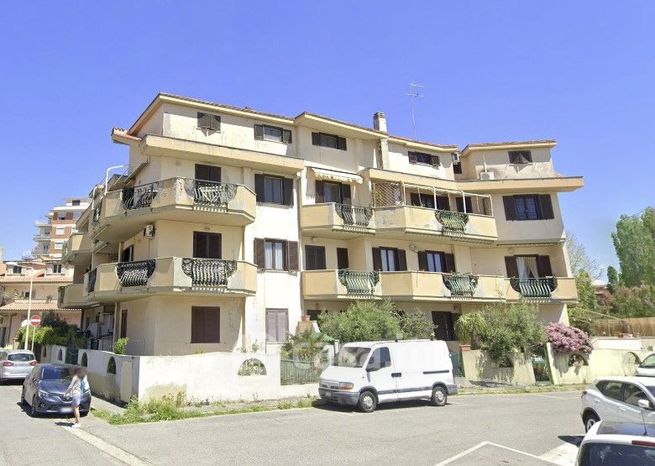 Appartamento in residenziale in Via Dei Lavoratori 3