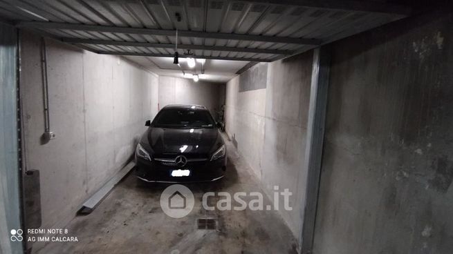 Garage/posto auto in residenziale in Via del Ronco