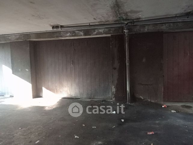 Garage/posto auto in residenziale in Via Giuseppe Turri 45