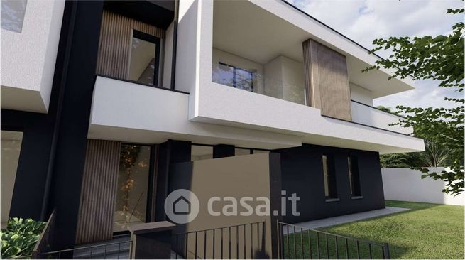 Villetta a schiera in residenziale in Via Libertà 7