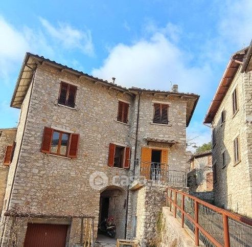 Rustico/casale in residenziale in Frazione Battiferro