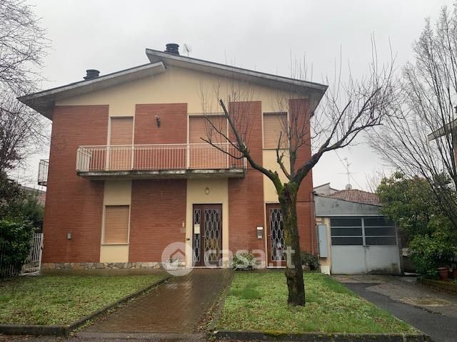 Ufficio in commerciale in Via Vallescuropasso 2