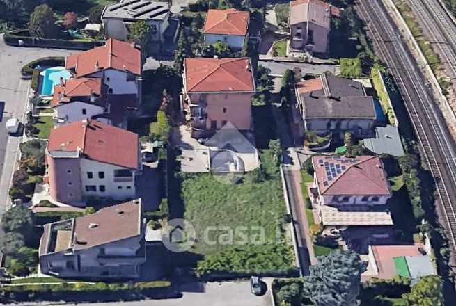 Terreno edificabile in residenziale in Via Agostino Guerrieri 54