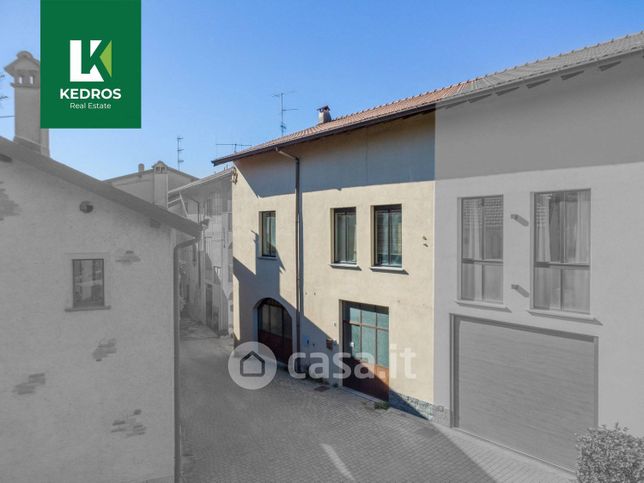Appartamento in residenziale in Via al Lago 8