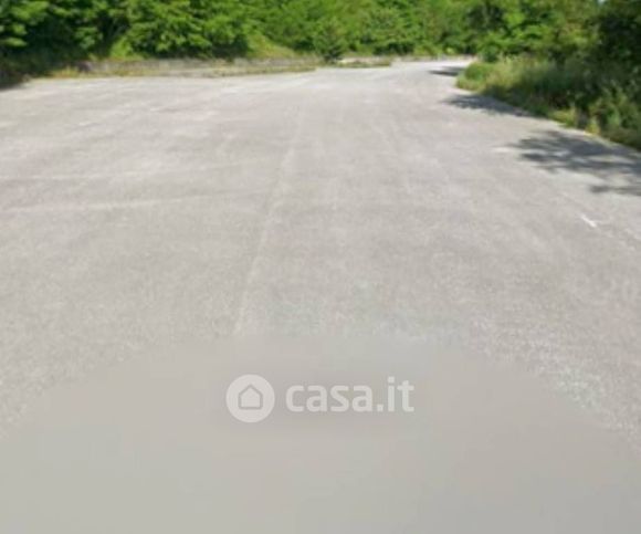 Terreno agricolo in commerciale in Strada Provinciale Camere