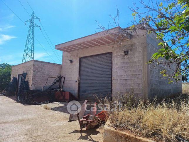 Box/posto auto in residenziale in Strada Comunale Lama del Fragnaro