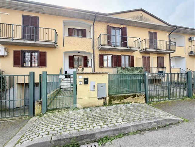 Villa in residenziale in Via Volta 37