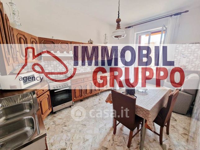 Appartamento in residenziale in Via la Specchia