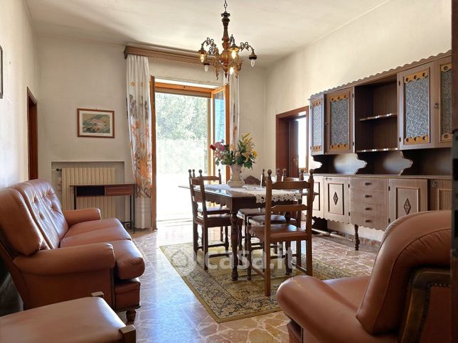 Villetta a schiera in residenziale in 