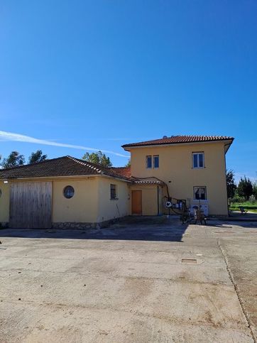 Casa indipendente in residenziale in Migliara 41