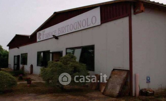 Capannone in commerciale in LocalitÃ  Alfina Trattoio