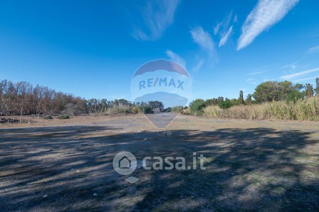 Terreno agricolo in commerciale in Viale Presidente Kennedy 77