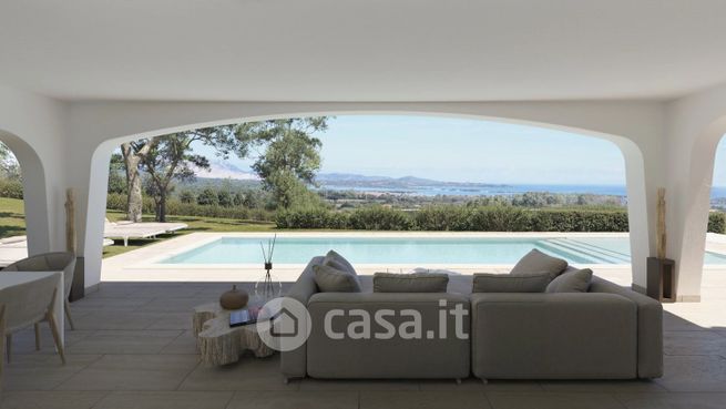 Villa in residenziale in 