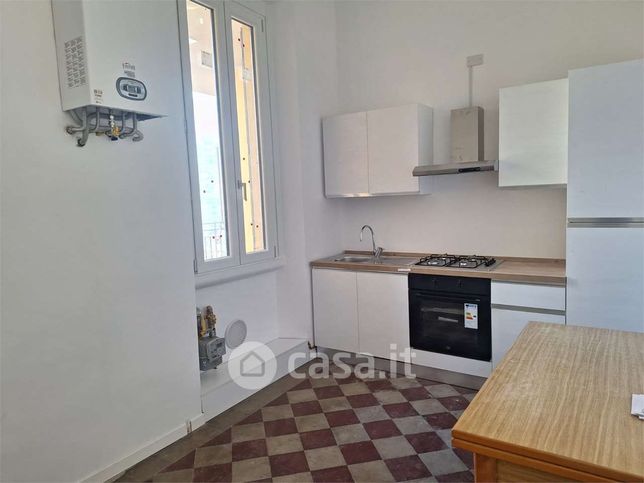 Appartamento in residenziale in Via Polesine 21