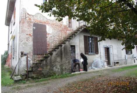 Casa indipendente in residenziale in Via C. Colombo 94