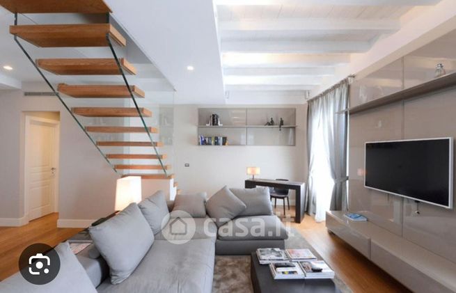 Casa indipendente in residenziale in Via Battisti