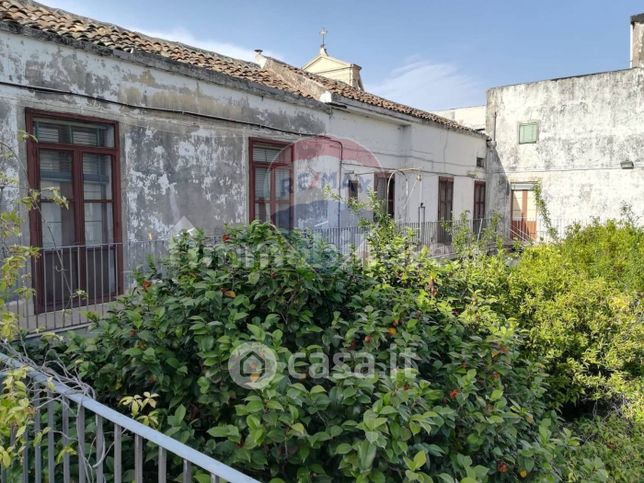 Casa indipendente in residenziale in Via Emanuele Filiberto 56