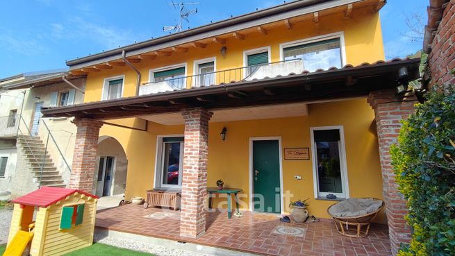 Casa bi/trifamiliare in residenziale in Corso Novara 1000