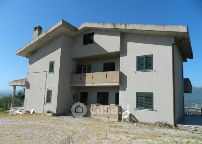 Casa indipendente in residenziale in Frazione rapino