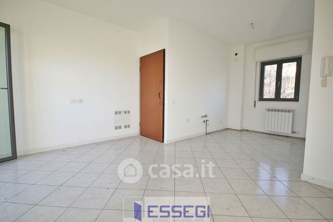 Appartamento in residenziale in Via Vincenzo Bellini 11