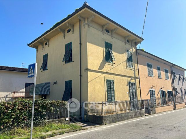 Casa indipendente in residenziale in Via delle Gavine 503