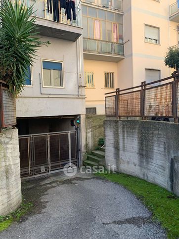 Box/posto auto in residenziale in Via Salvator Rosa