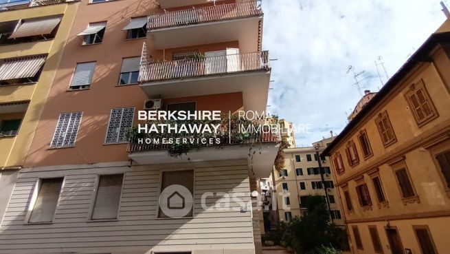 Appartamento in residenziale in Via Homs