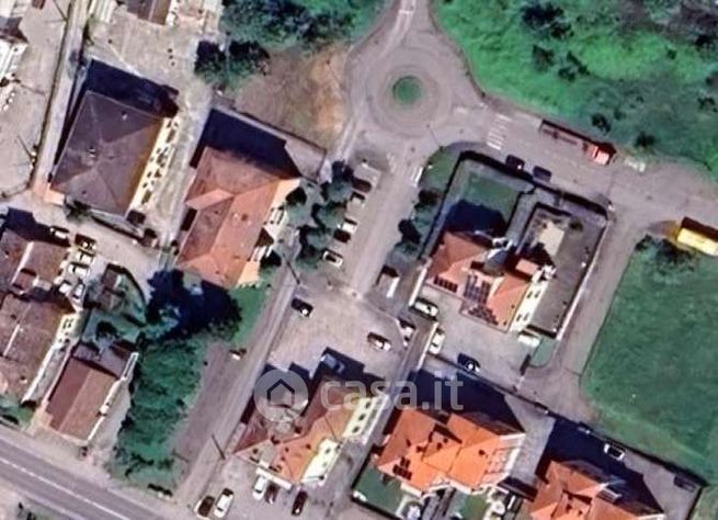 Terreno edificabile in residenziale in Via Emore Tirelli