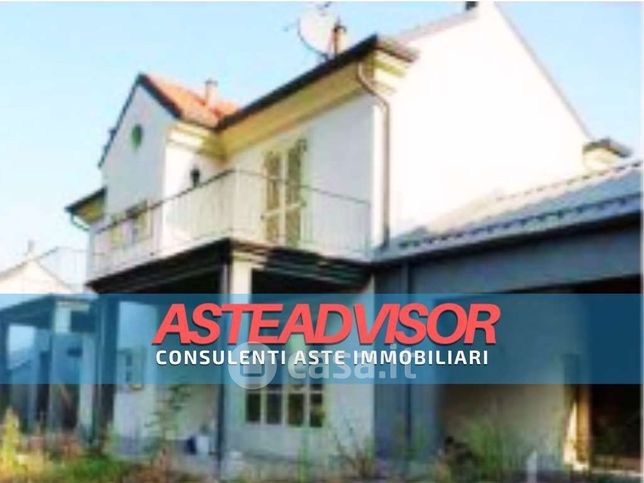 Casa indipendente in residenziale in Strada Gherzi 24