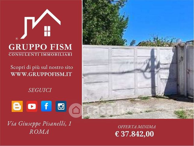 Appartamento in residenziale in Via Esino 17