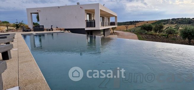 Villa in residenziale in