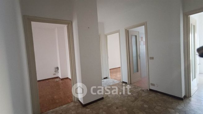 Appartamento in residenziale in Via Nazario Sauro 4