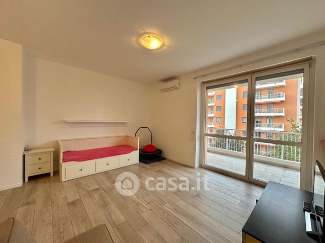 Appartamento in residenziale in Via Sporting Mirasole