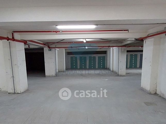 Box/posto auto in residenziale in 