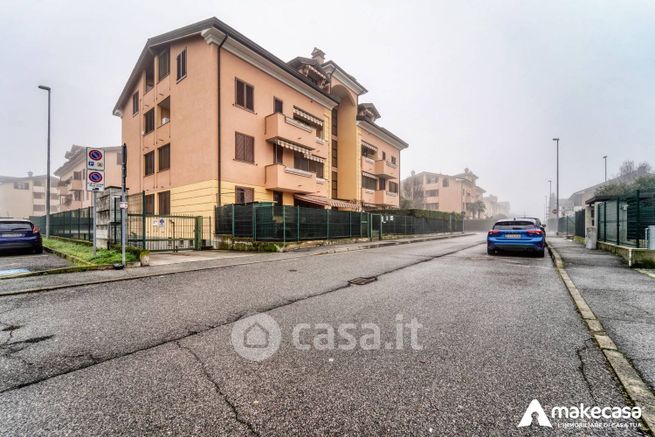 Appartamento in residenziale in Via Ada Negri 2