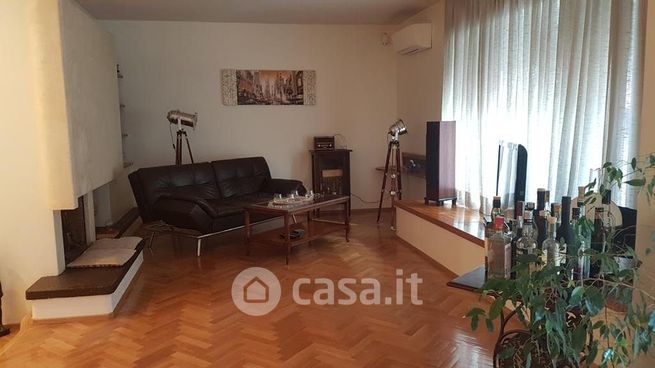 Appartamento in residenziale in Via Francesco Ferrara