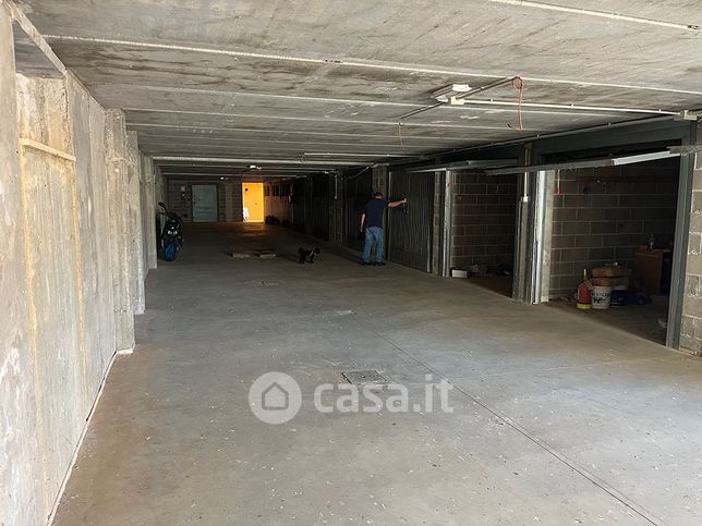 Garage/posto auto in residenziale in Strada Provinciale Puntone 57