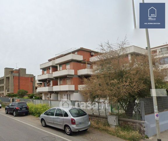 Appartamento in residenziale in Lungomare degli Ardeatini 522