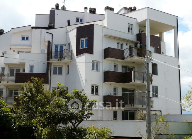 Appartamento in residenziale in Via Arenazze 42