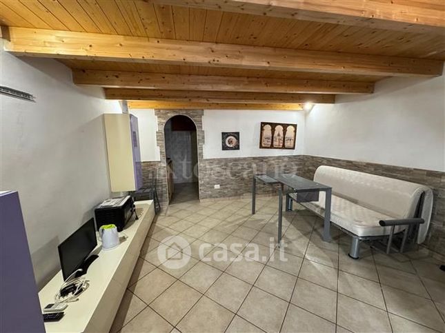 Casa indipendente in residenziale in Via Lata