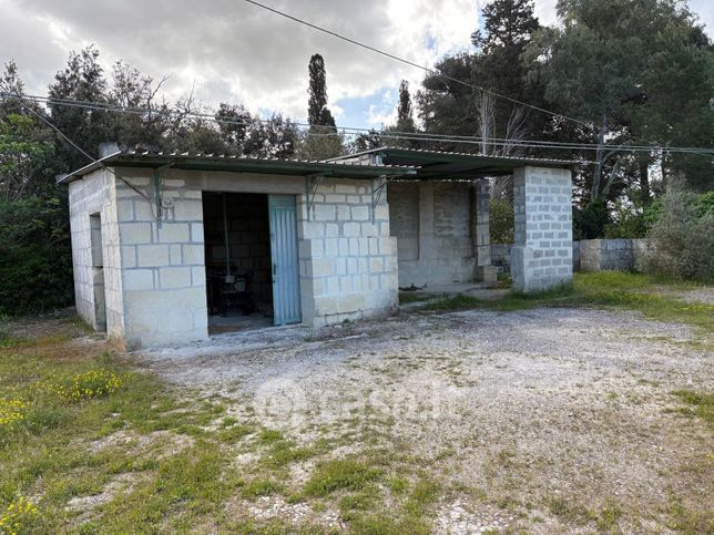 Capannone in commerciale in Strada provinciale 37
