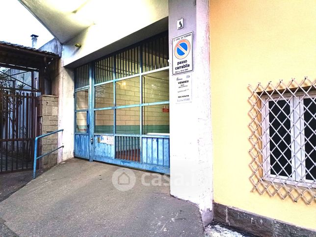 Box/posto auto in residenziale in Via Alpette 7