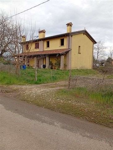 Villetta a schiera in residenziale in Via Maglio