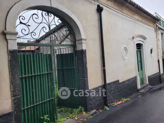 Casa indipendente in residenziale in Via Camillo Benso Conte di Cavour 13