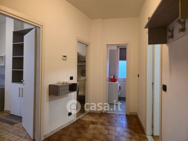 Appartamento in residenziale in Viale Lombardia 295