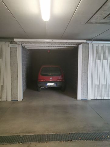 Garage/posto auto in residenziale in Via Saluzzo