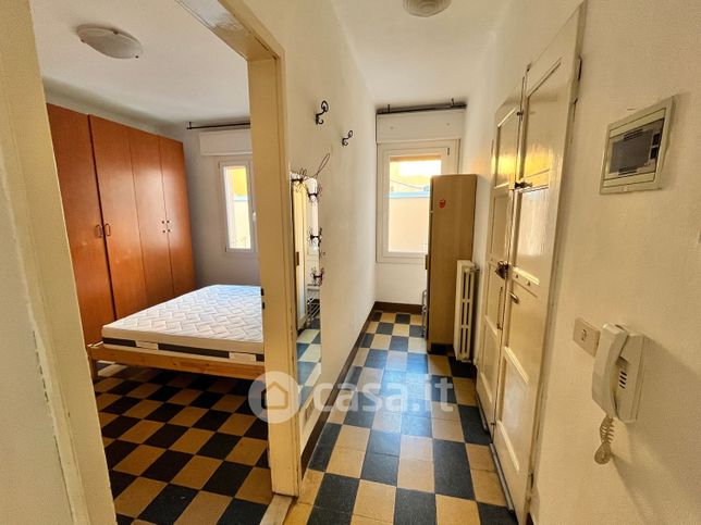 Appartamento in residenziale in Via Centotrecento
